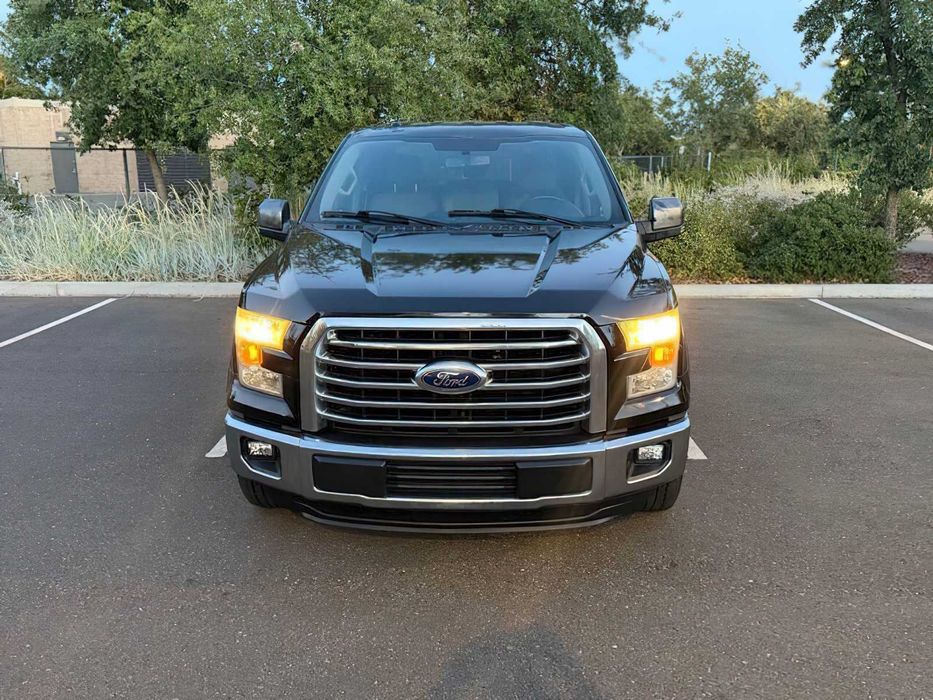 Ford F-150 XLT      2015