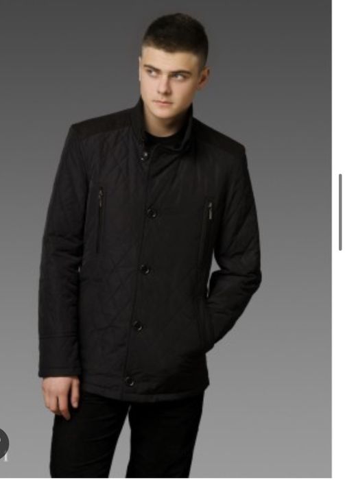 Куртка деми сезон весняна