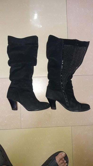 Женские зимние сапоги 37 раз.