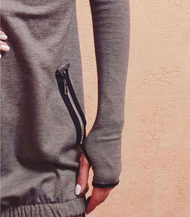 Жіноча трикотажна сукня нова с перчатками s/m