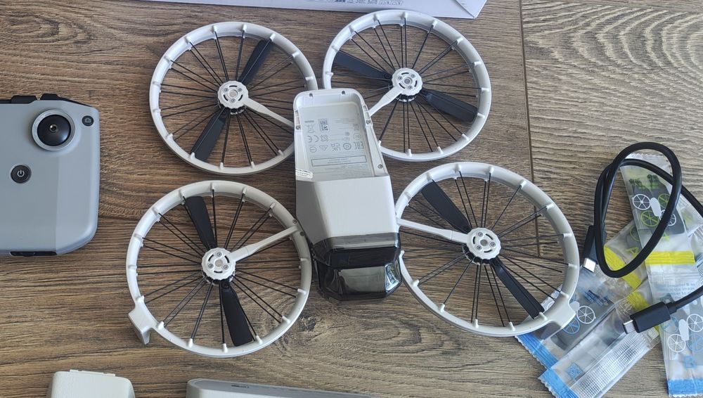 Dron dji Flip kamera 4K GPS czujniki , fly more 3 baterie