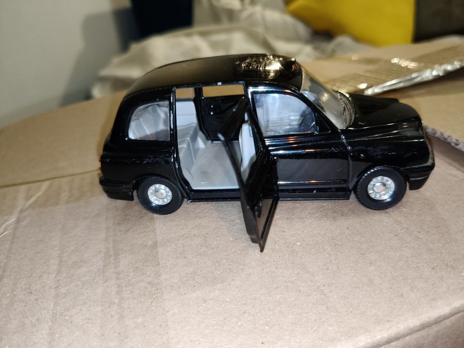 Model samochodu "London Taxi Black Cab" od Corgi