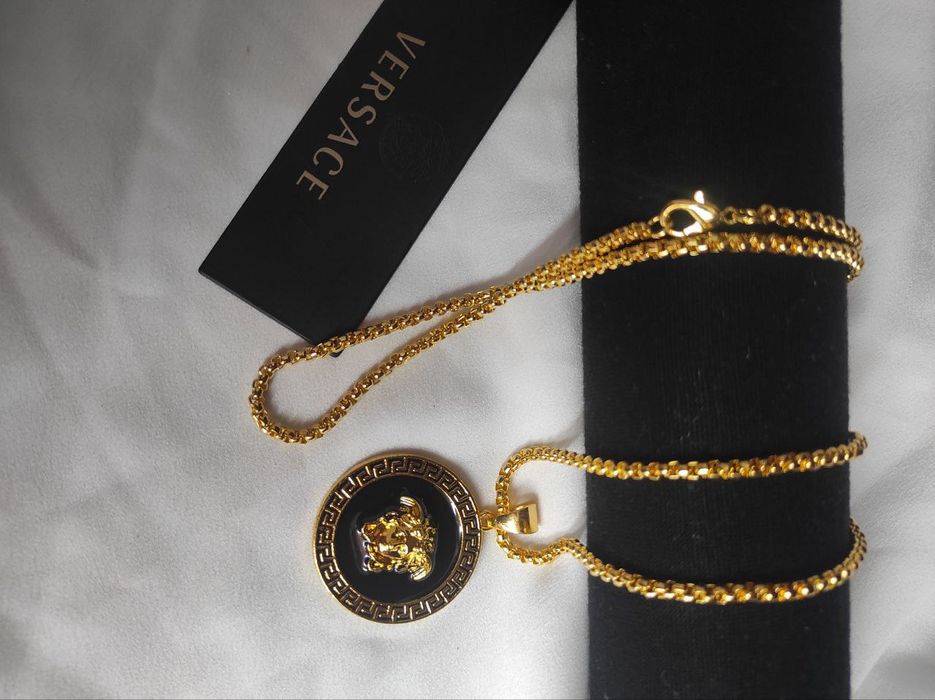 підвіска -кулон Версаче з медузою