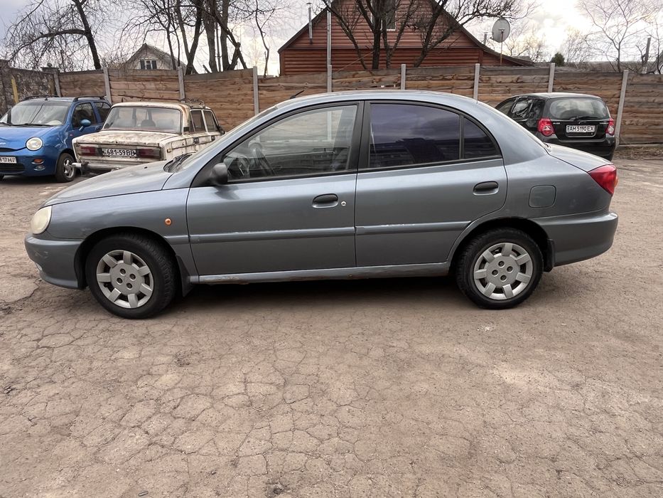 Продам KIA RIO 2002р