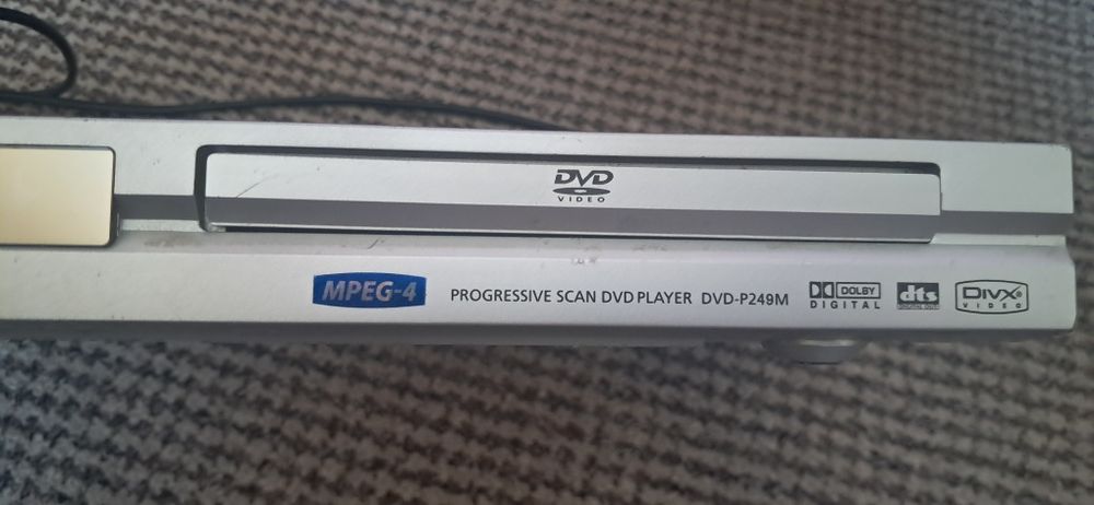 Продам DVD-плеєр
