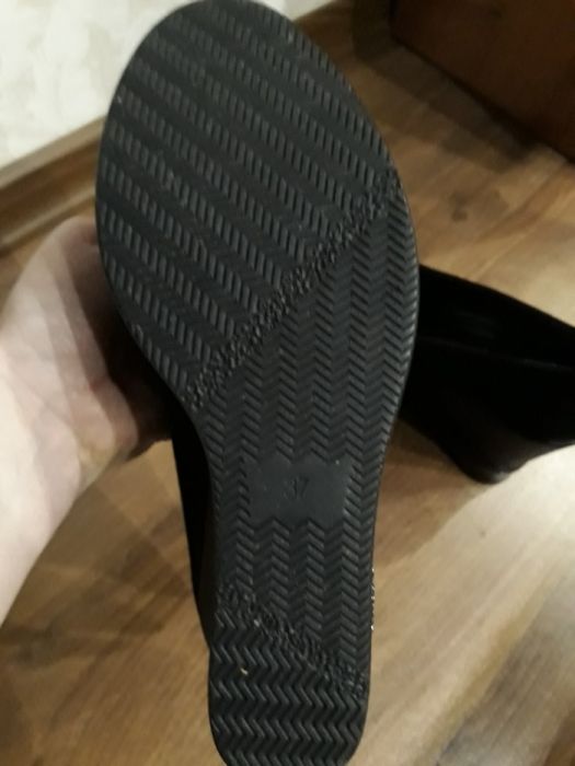 Замшевые туфли новые