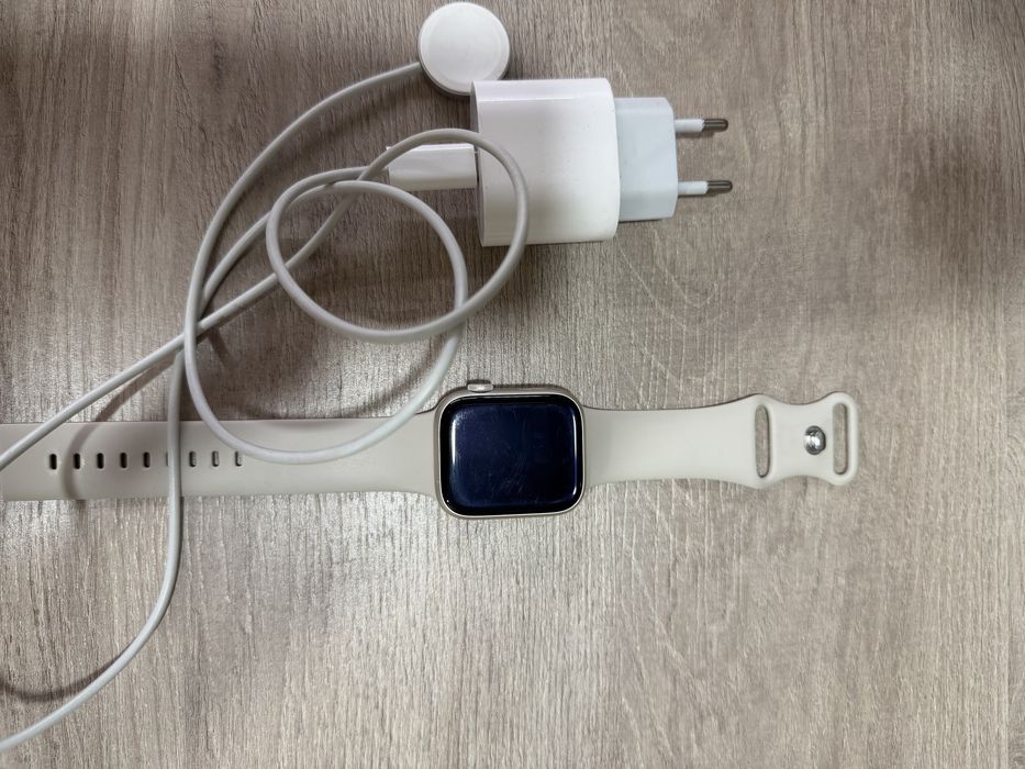 Apple Watch Series 8 GPS 45 mm Starlight | 90% baterii | Komplet | Pudełko