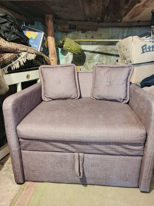 Продам розкладне крісло