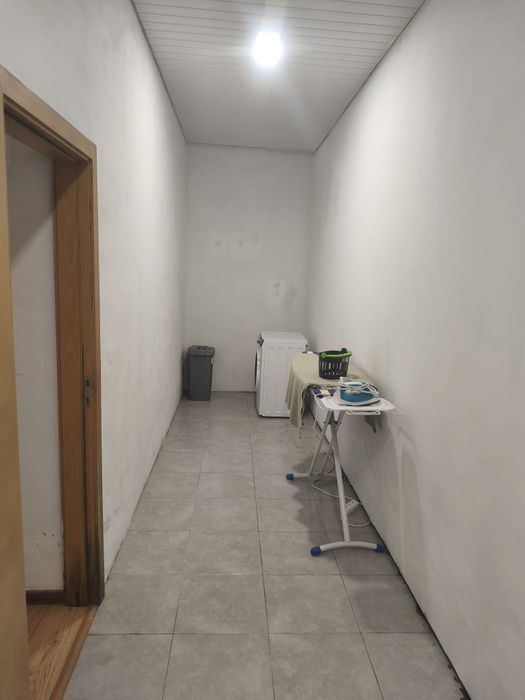 Alugo Andar Moradia T3