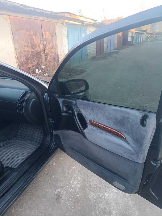 Опель омега B 2 л 16 кл