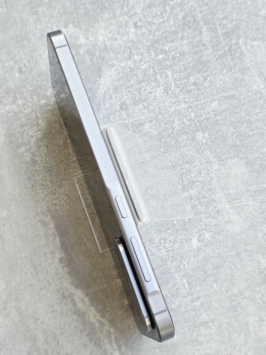 Samsung Galaxy A56 256Gb Graphite. 2 фізичні сім та eSIM.  АКБ  100%