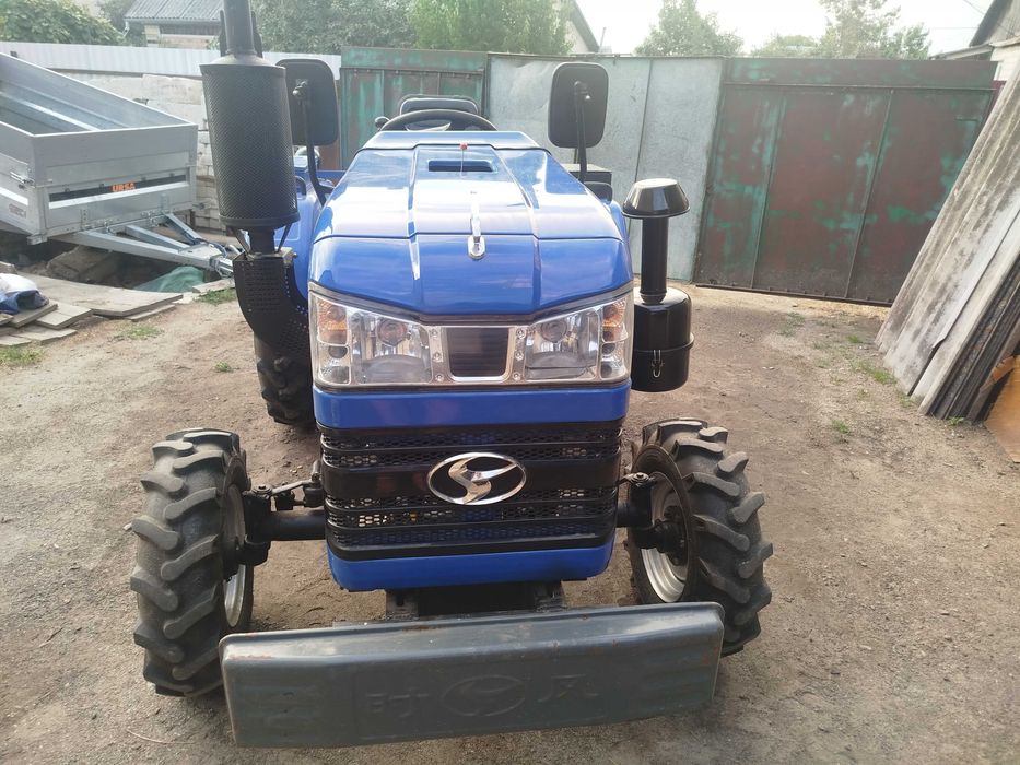 Трактор Shifeng 240BFL
