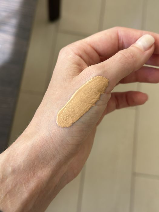 Тональная основа Kiko Milano Radiance Boost Foundation 3 Gold  cтойкая