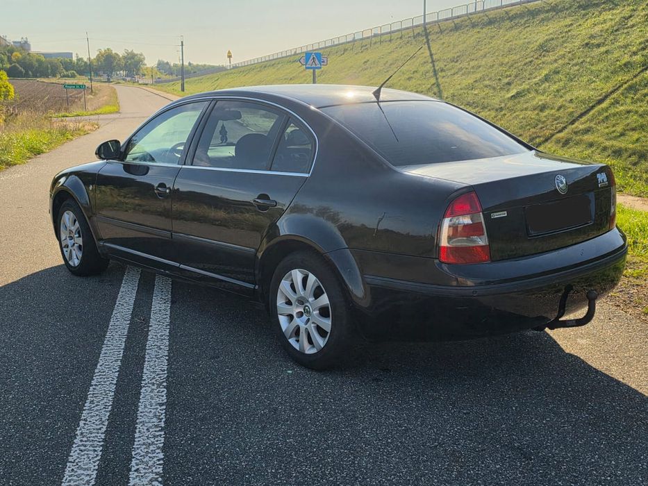 Sprzedam Skoda Superb1.    2.0 140km