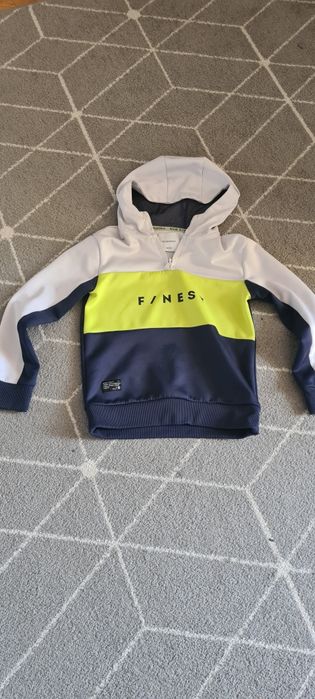 Bluza Reserved rozmiar 134