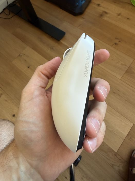 Logitech superlight rato