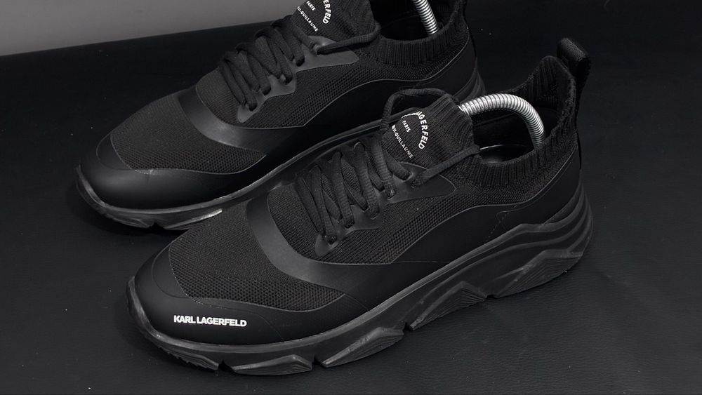 Karl Lagerfeld  42 р. На устілку 26.5