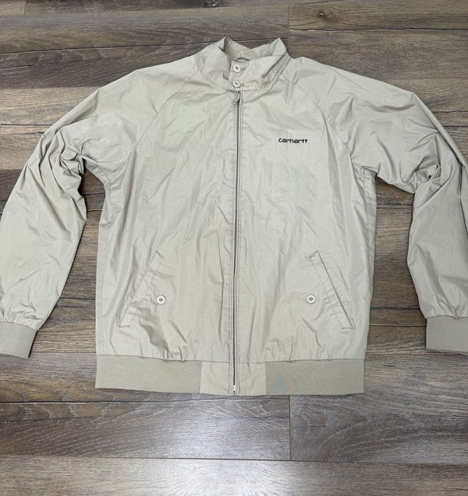 Куртка Carhartt.