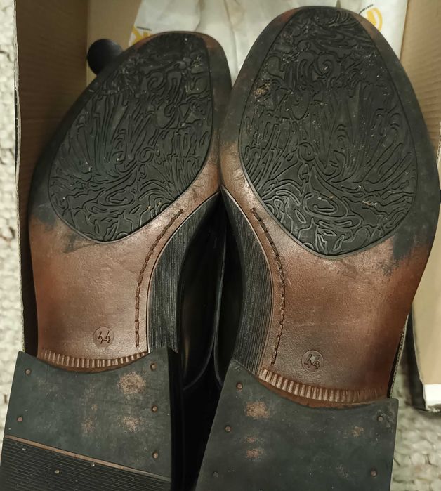 Buty męskie KRISBUT rozmiar 44. Polski producent. Stan DB.