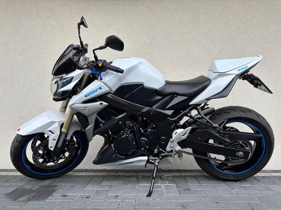 Suzuki GSR Suzuki GSR 750 rok 2011 Gwarancja! Raty! Transport!