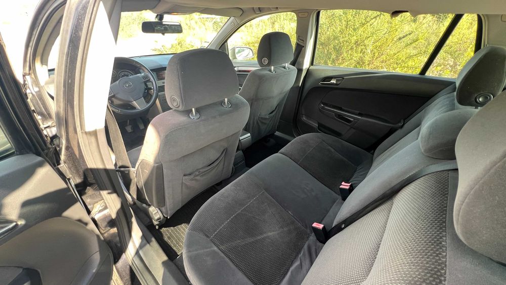 CarrinhaOpel Astra 1.4 Preto