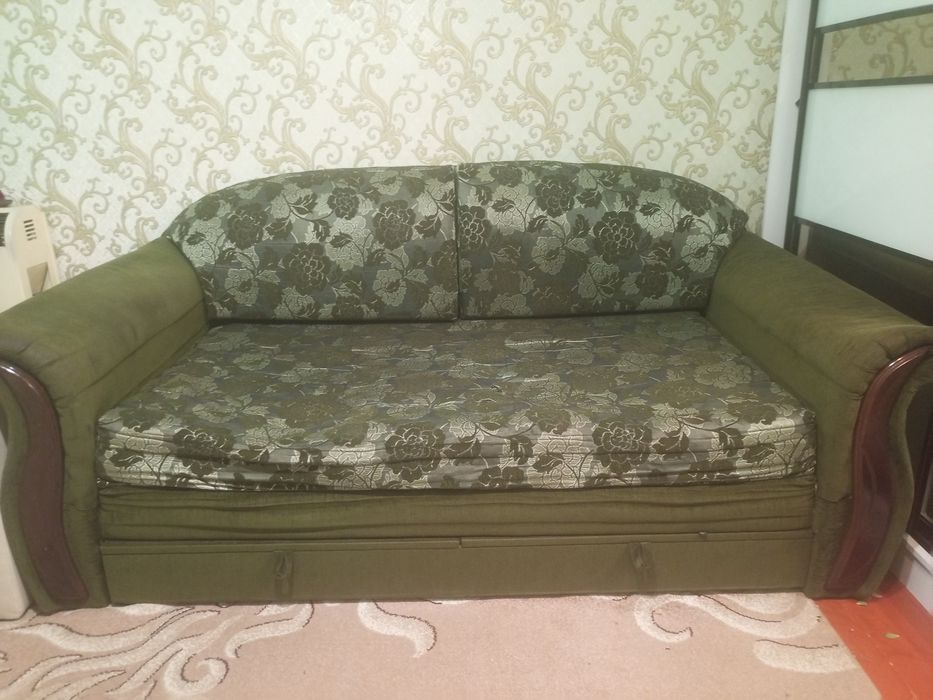 Продається диван