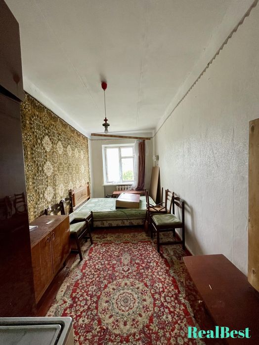 Продаж / Квартира / Заводська, Оженін