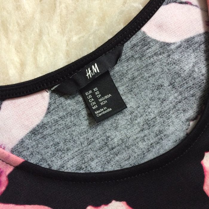 H&M sukienka czarna różowa kolorowa rozkloszowana letnia y2k XS 34