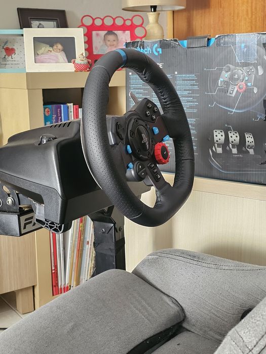 Cockpit SimRacing iSeat + Volante Logitech G 29