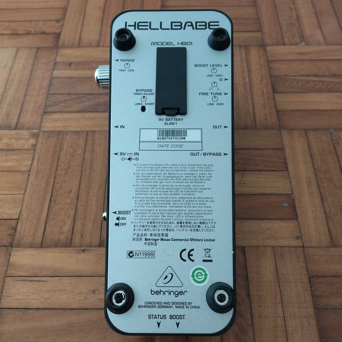 Behringer Hell Babe