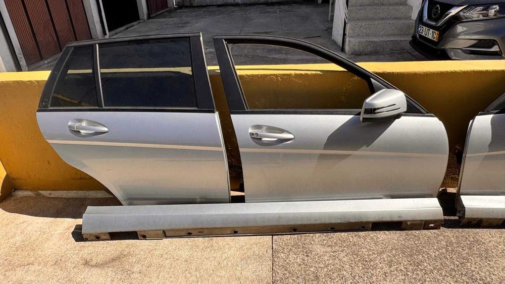 Material para Mercedes C220, W204, de 2014.