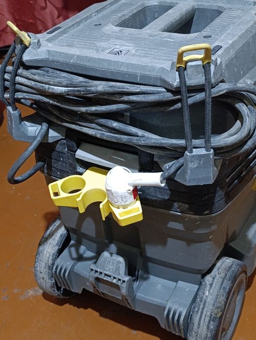 Пилевсмоктувач б/в