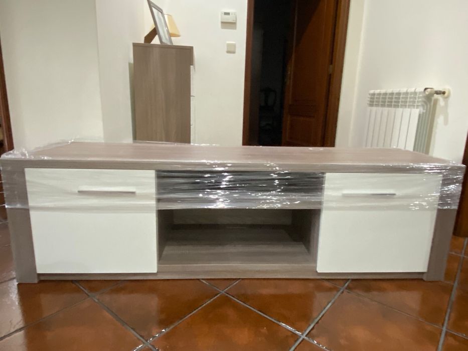 Móvel de sala - Base de Tv