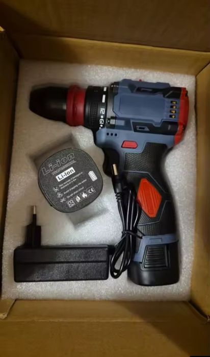 Kit Aparafusadora 12v brushless com 2 baterias (Novas)