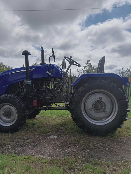 Трактор Сінтай 244hl