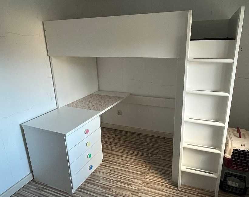 Łóżko na antresoli SMASTAD Ikea, Białe piętrowe