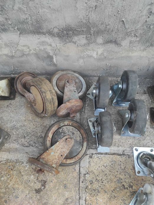 Продам колеса до тележки, тачки, стула