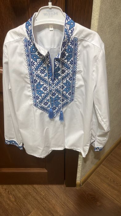 Продам вишиванку на хлопчика