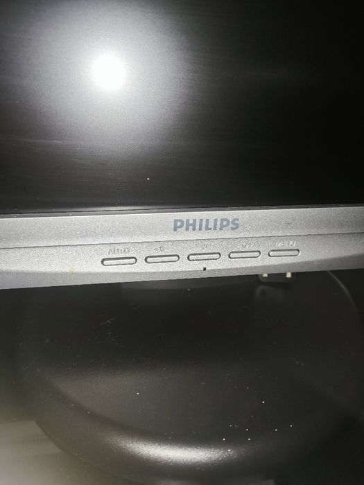 Monitor Philips 190cw e teclado Microsoft