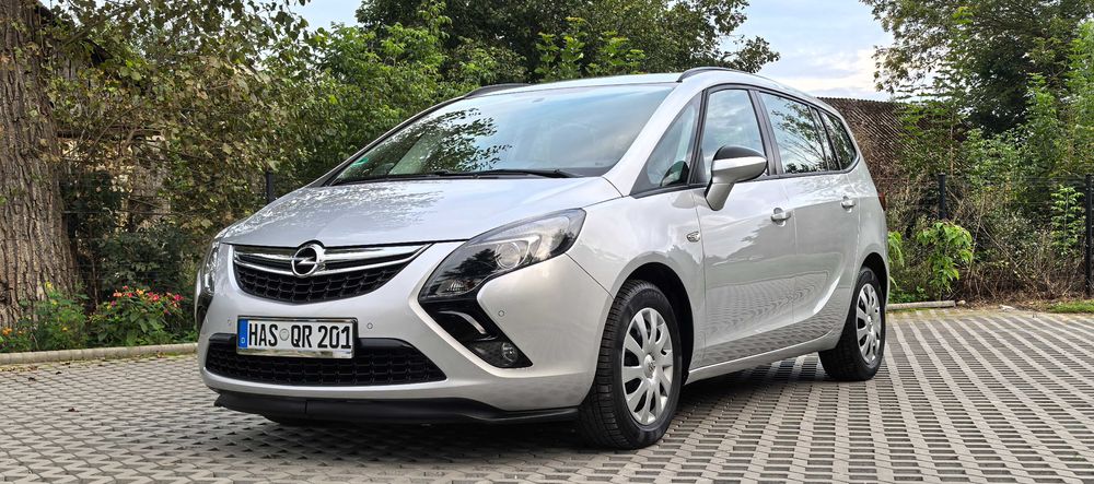 Opel Zafira C 1.4 TB 140KM 7-Osobowa Niski Przebieg Nawigacja TUV SERVIS