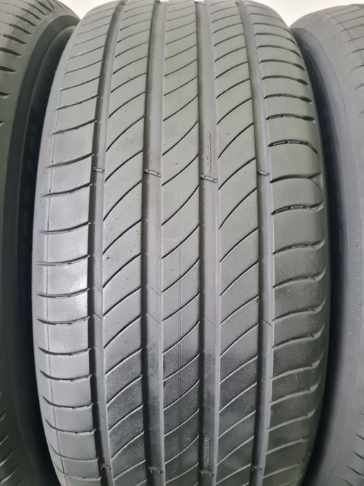 225/55R18 Michelin Primacy 4.