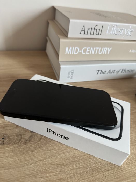 Smartfon Apple Iphone 15 128 GB