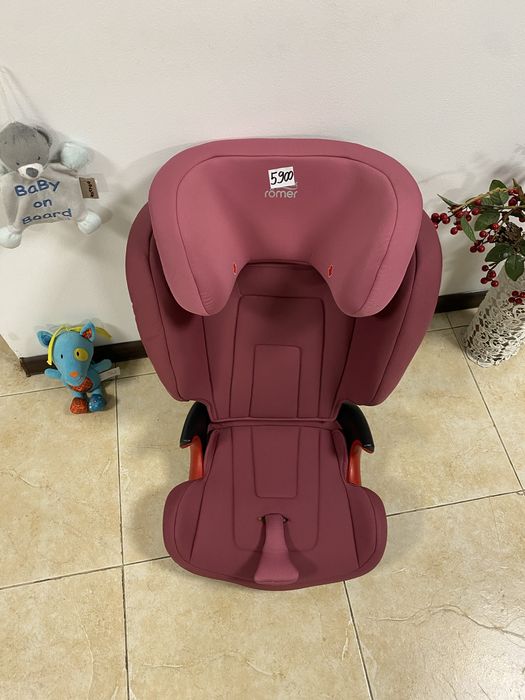 Автокрісло Britax Römer KIDFIX2 R Група 2/3 (15-36кг) бустер