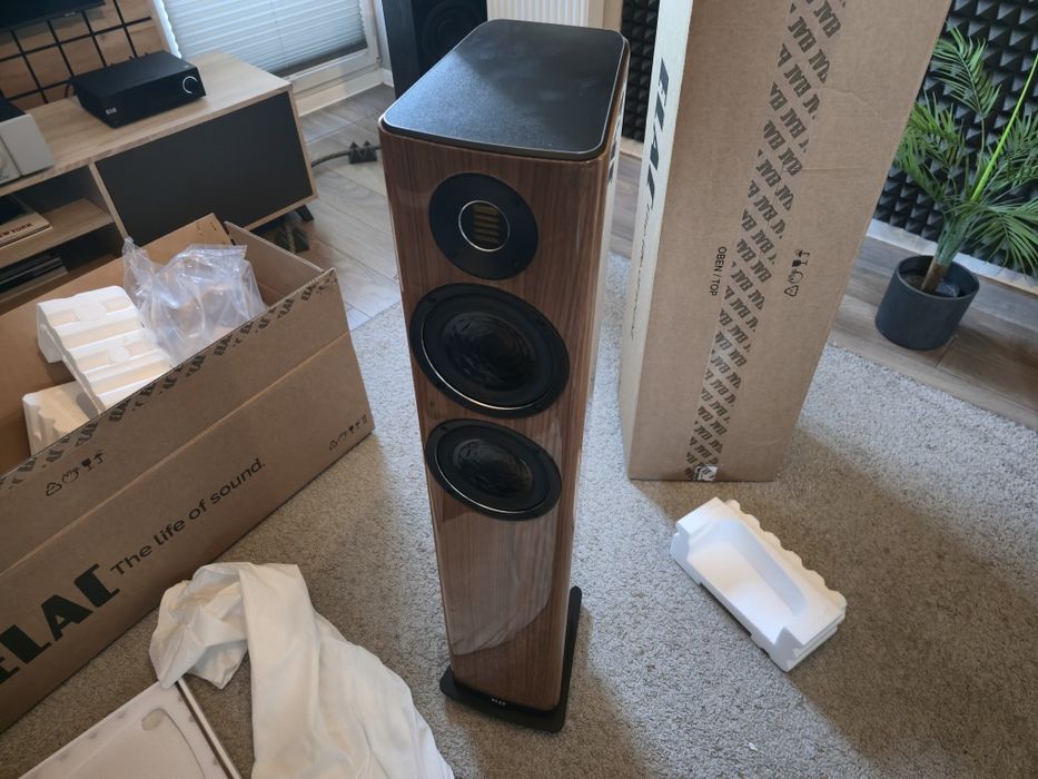 Kolumny Elac Vela 407.2