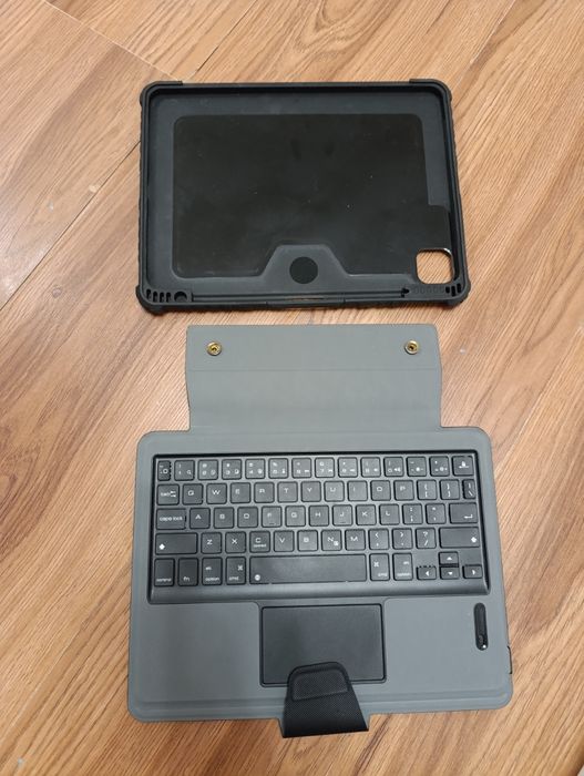 чехол-клавиатура, предназначенный для iPad Pro 11 дюймов или iPad Air