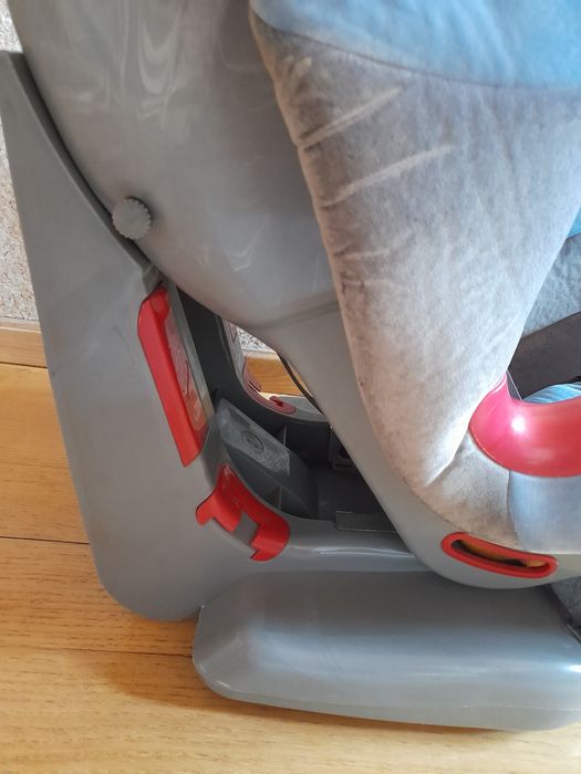 Fotelik samochodowy.