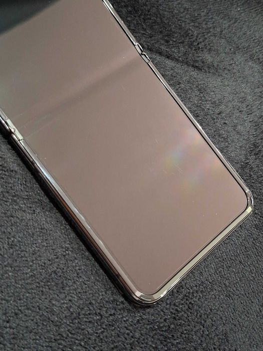 Jak NOWY Samsung Galaxy Z Flip 4 128GB 8GB Czarny BRAK RAT
