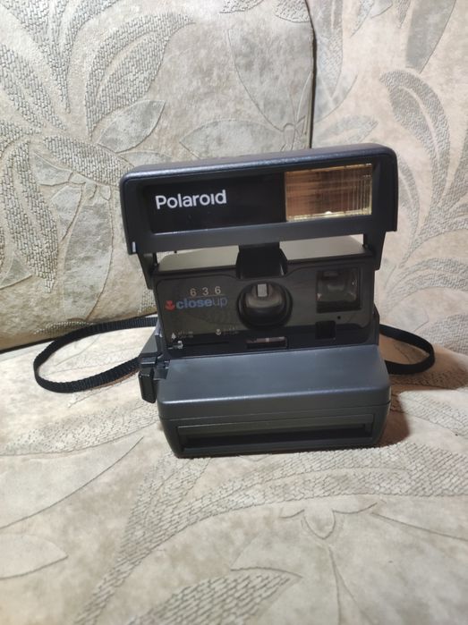 Polaroid 636 Closeup.