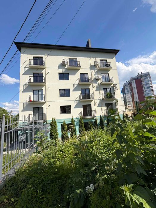 Продаж квартири Пасічна з пакромісцем. Львів