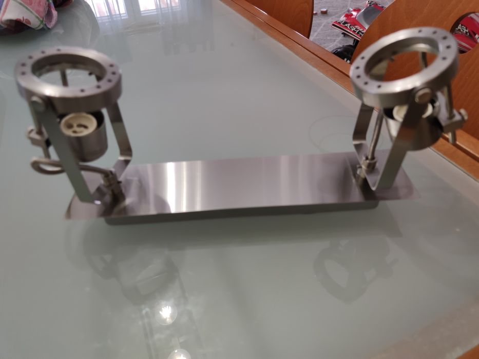 Candeeiro de 2 focos